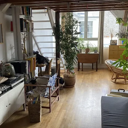 Apartment Former Cabinetmaker's Workshop In